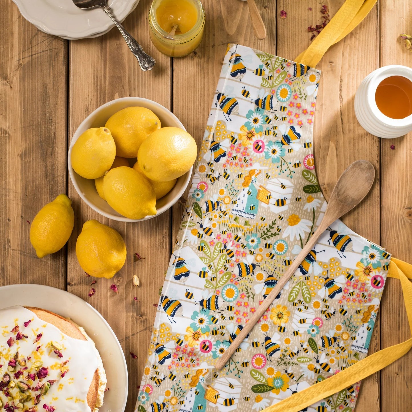 Ulster Weavers Cotton Apron - Bee Keeper (100% Cotton, Yellow) - yellow apron with bees and flowers - kitchen apron - Blue Beans